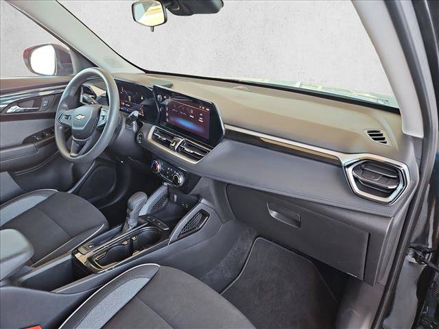 Used 2025 Chevrolet TrailBlazer LT FWD image 20