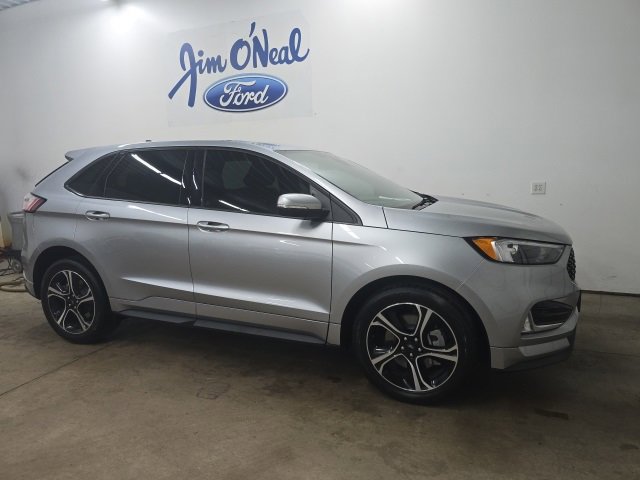 Used 2023 Ford Edge ST image 1