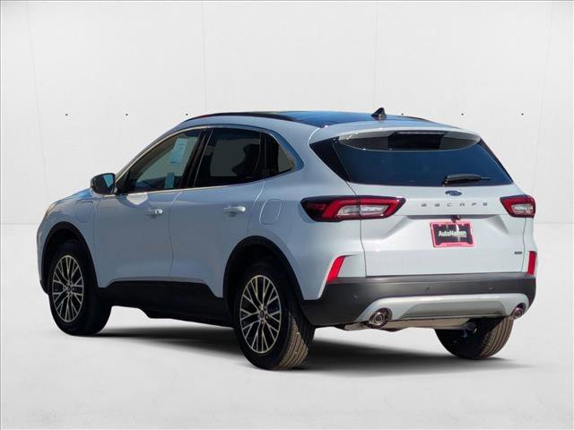 New 2025 Ford Escape SE image 9