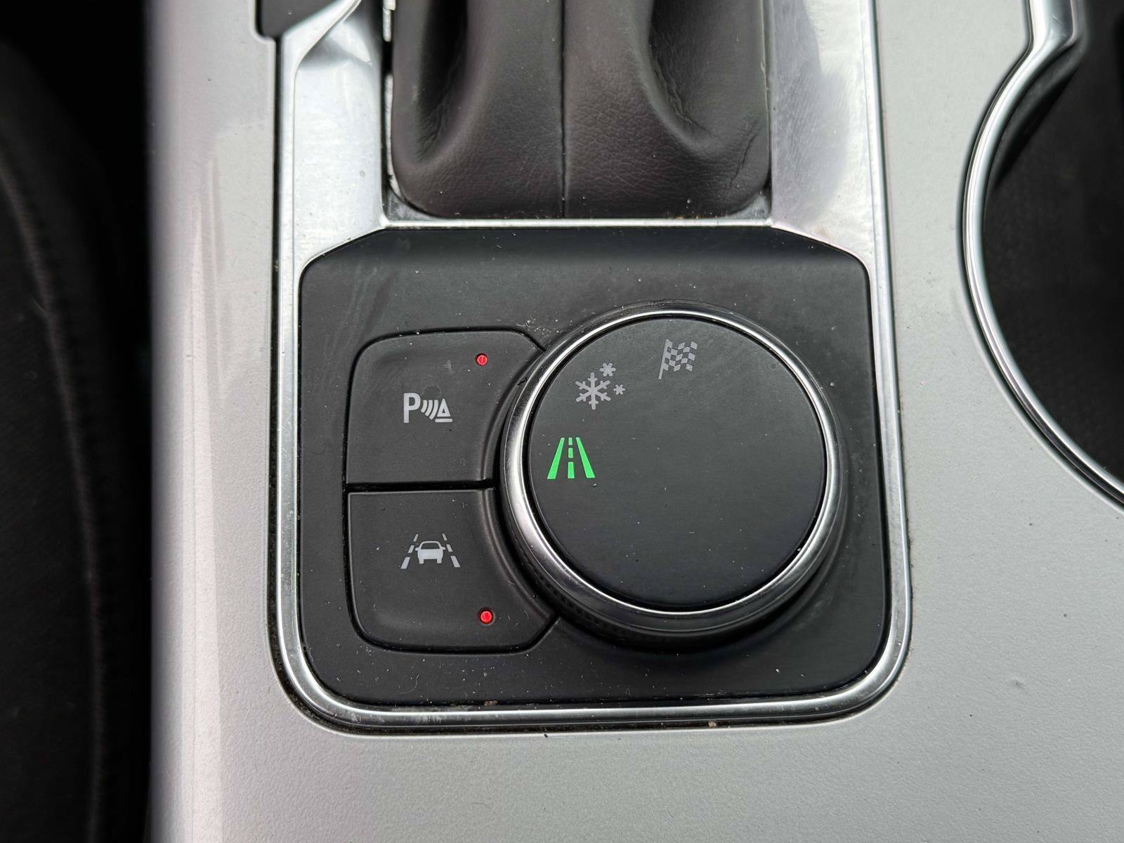 Used 2024 Chevrolet Blazer LT w/ Convenience Package FWD image 8