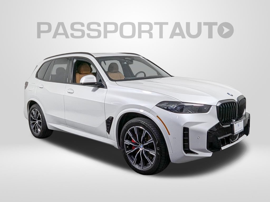 Certified 2024 BMW X5 xDrive40i w/ M Sport Package AWD/4WD image 11