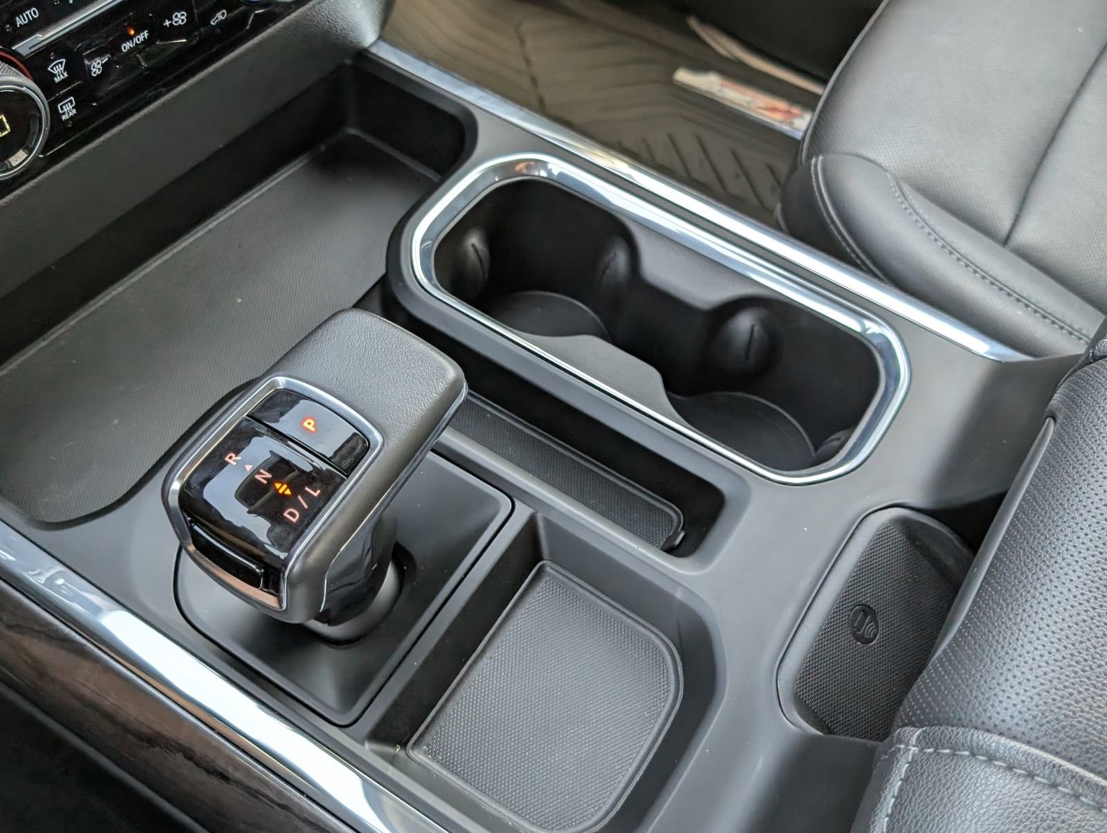 Used 2022 Chevrolet Silverado 1500 LTZ image 20