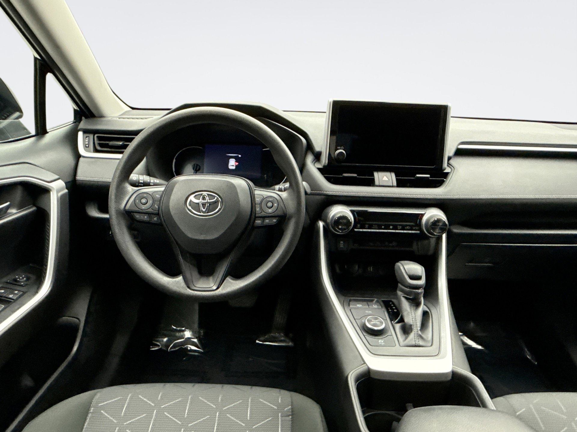Used 2024 Toyota RAV4 AWD Hybrid image 12