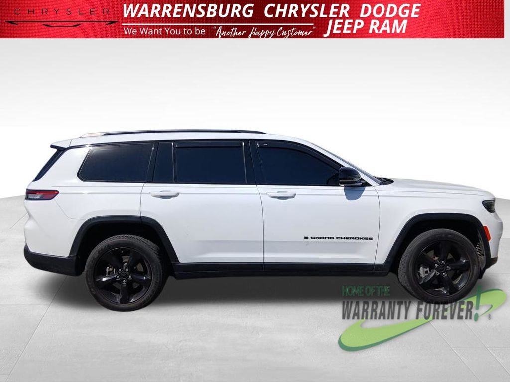 Used 2024 Jeep Grand Cherokee L Altitude image 2