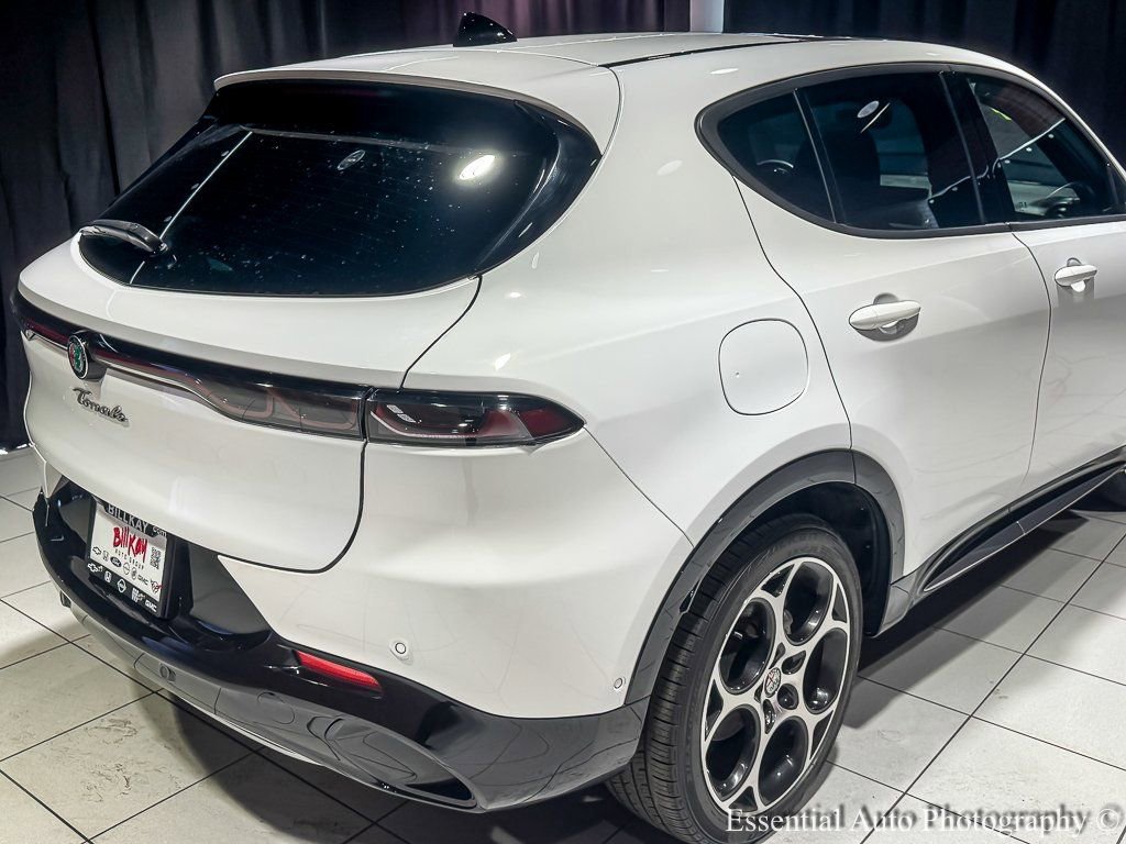 Used 2024 Alfa Romeo Tonale Ti image 11