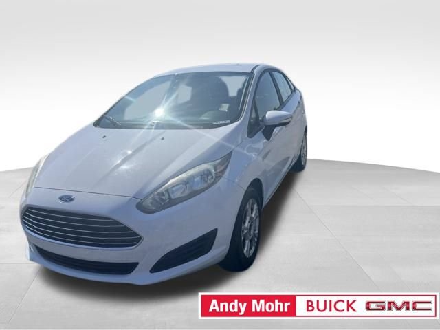 Used 2015 Ford Fiesta SE w/ Comfort Package FWD image 4