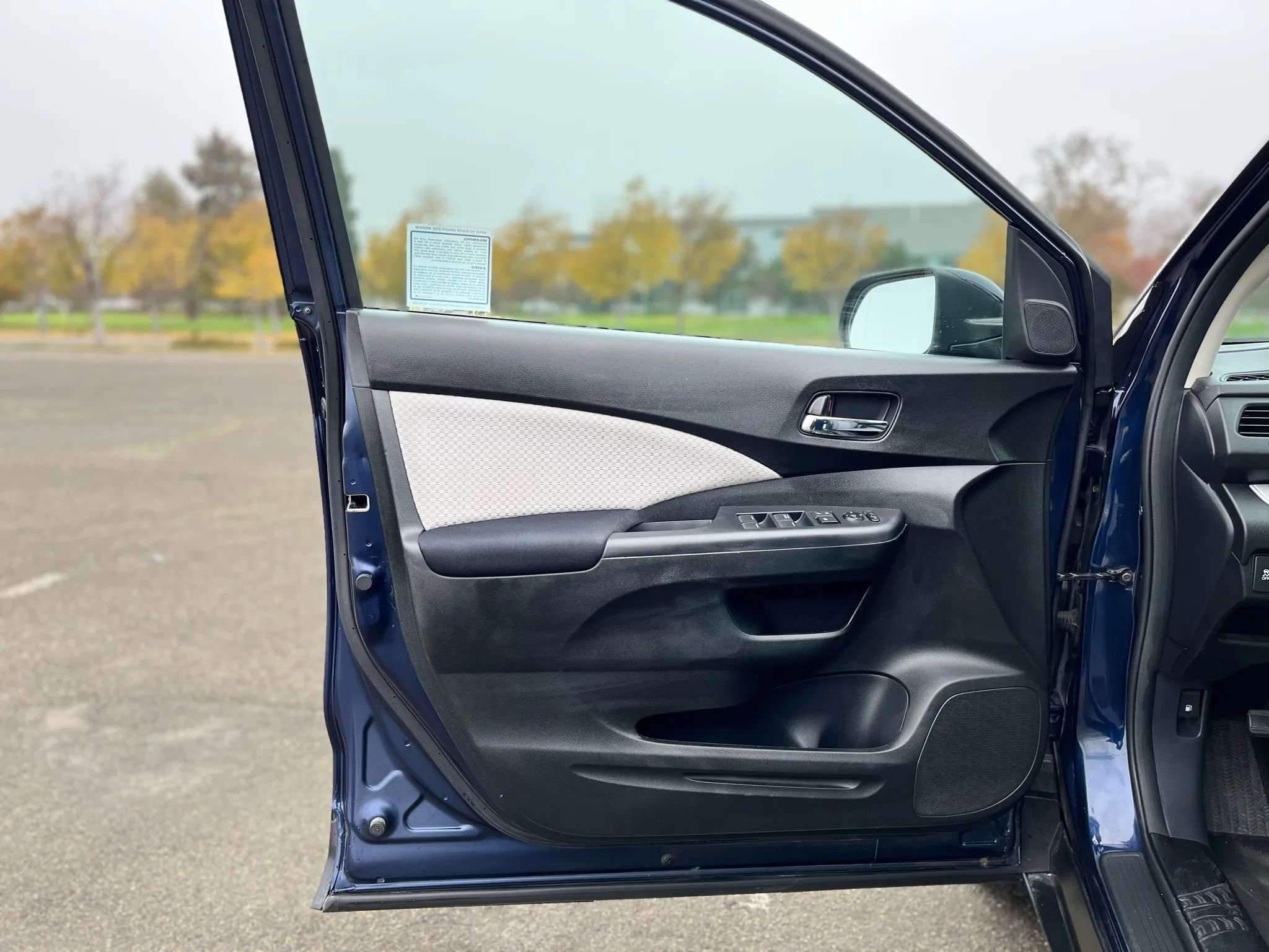 Used 2016 Honda CR-V EX image 9