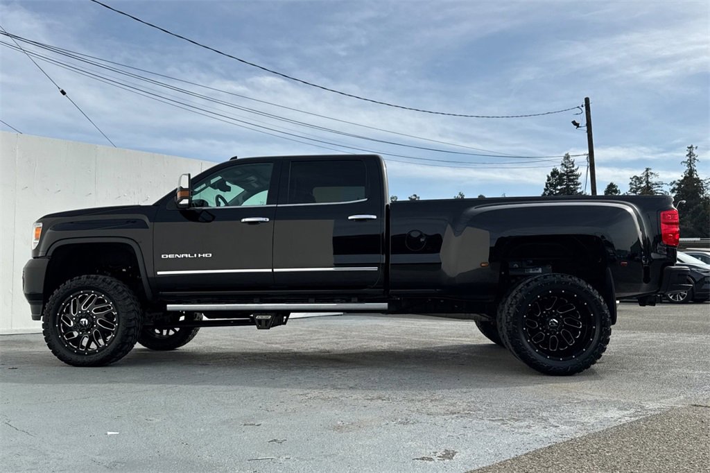 Used 2015 GMC Sierra 3500 Denali w/ Duramax Plus Package image 6