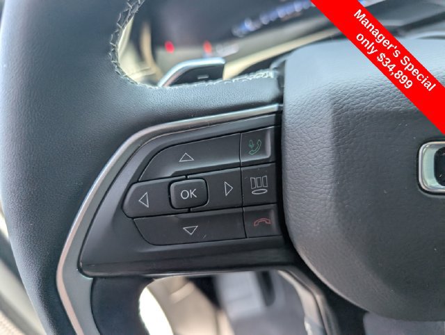 Used 2025 Jeep Grand Cherokee L Altitude AWD/4WD image 16