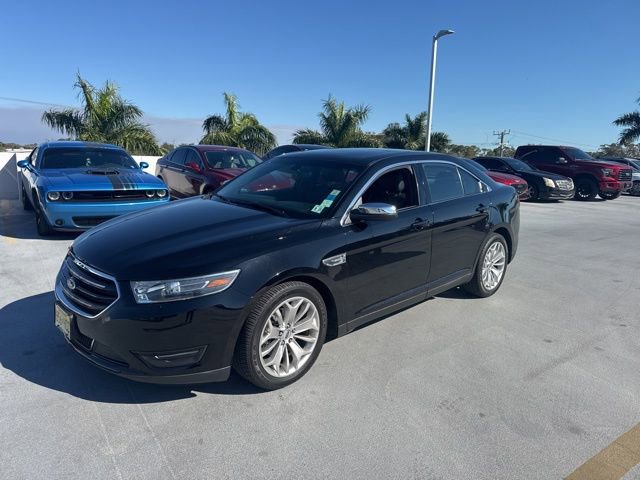 Used 2016 Ford Taurus Limited image 1