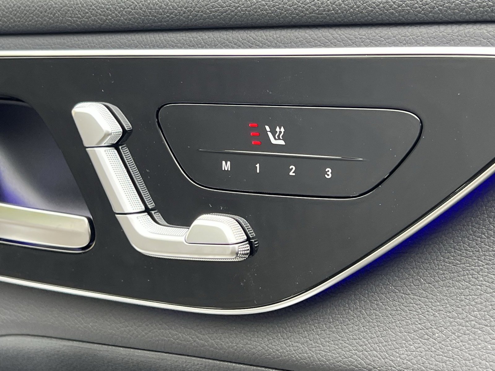 Certified 2026 Mercedes-Benz GLC 300 GLC 300 image 33