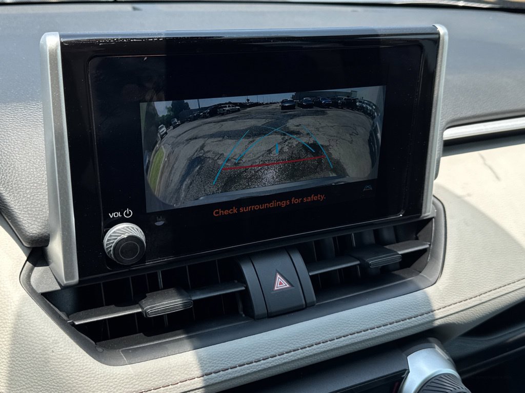 Used 2024 Toyota RAV4 XLE FWD image 13