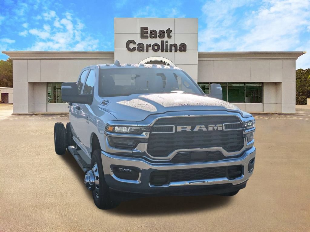 New 2026 RAM 3500 Tradesman w/ Chrome Appearance Group