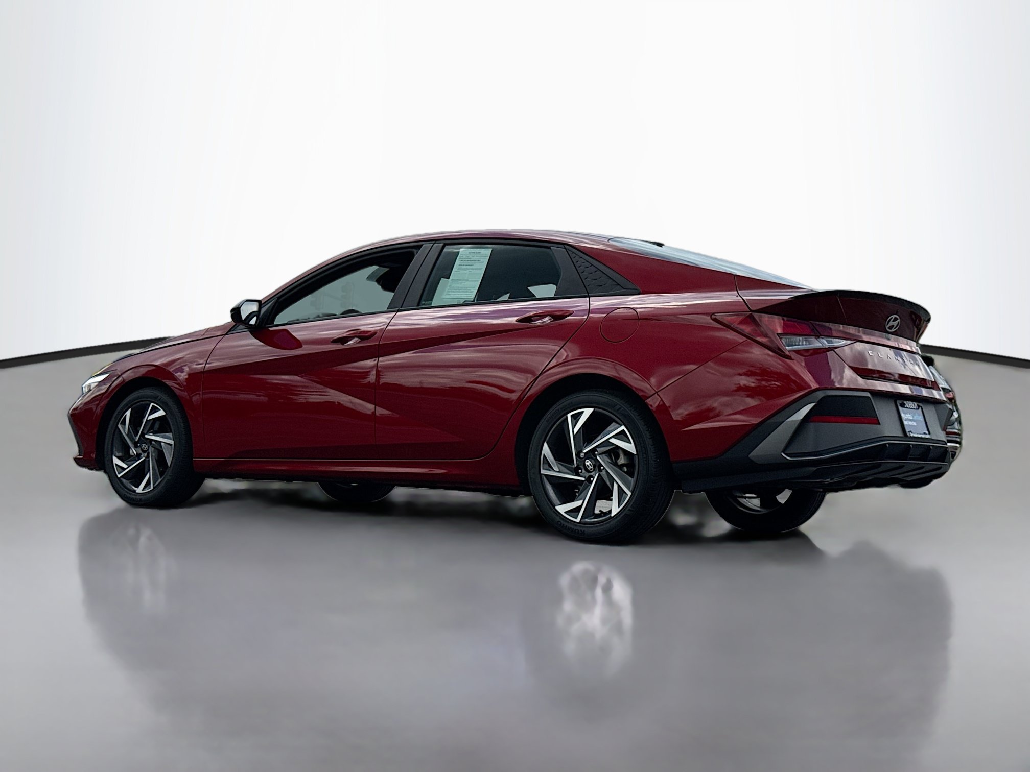 Certified 2025 Hyundai Elantra Sport FWD image 14