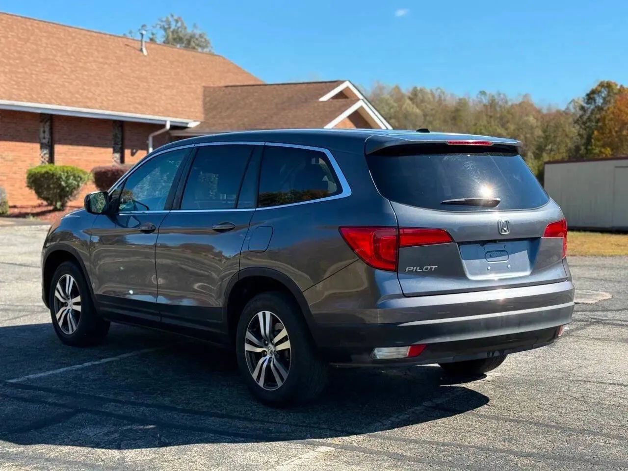 Used 2016 Honda Pilot EX-L image 5