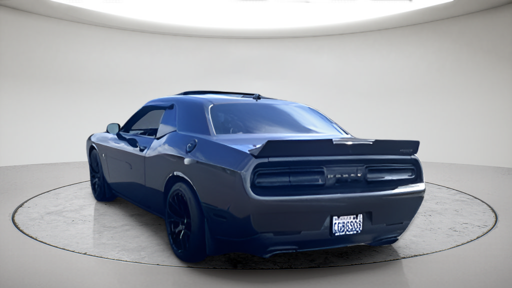 Used 2016 Dodge Challenger R/T Scat Pack w/ Leather Interior Group RWD image 7