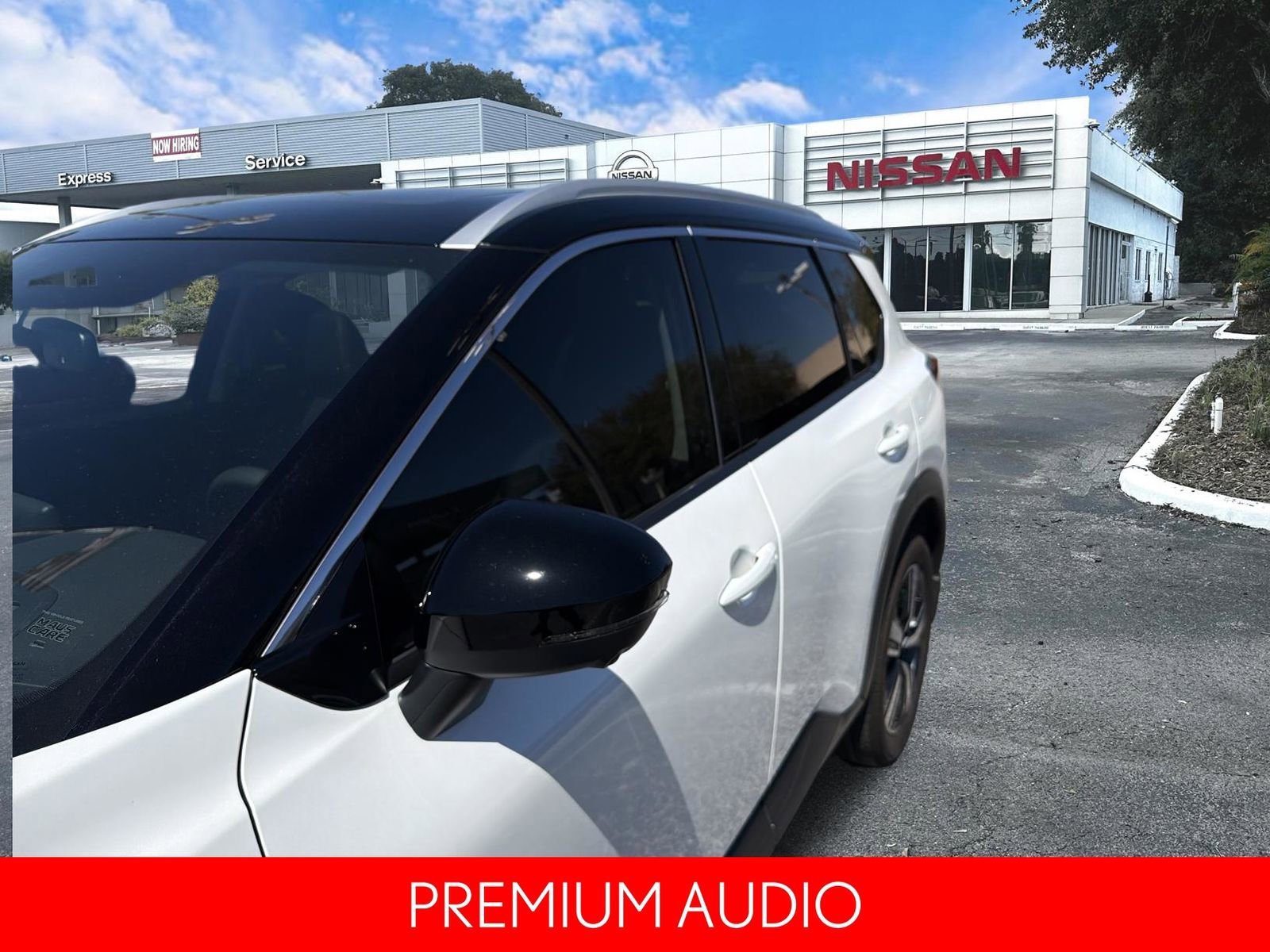 Certified 2025 Nissan Rogue SL w/ Tech Package image 10