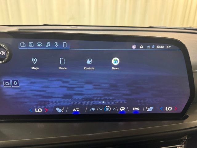 New 2026 Chevrolet Traverse LT w/ LPO, Floor Liner Package AWD/4WD image 24