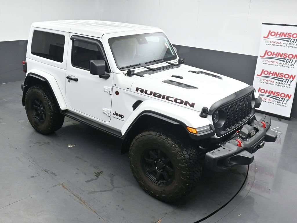Used 2024 Jeep Wrangler Rubicon AWD/4WD image 22