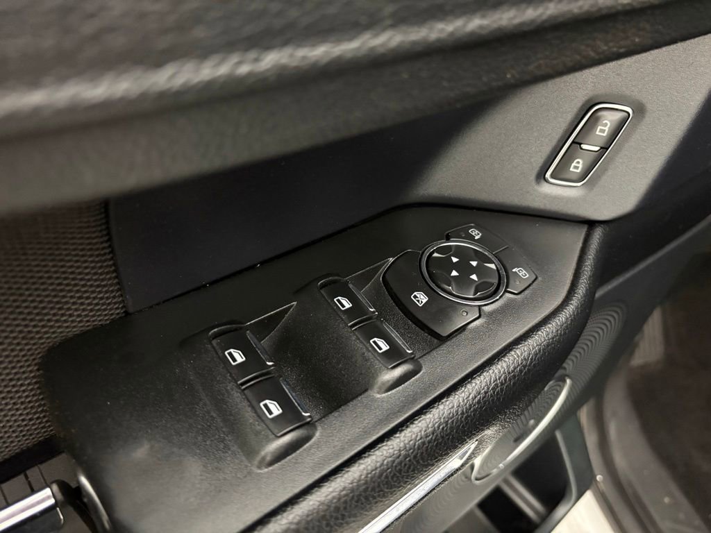 Used 2021 Ford Expedition Max XL AWD/4WD image 27