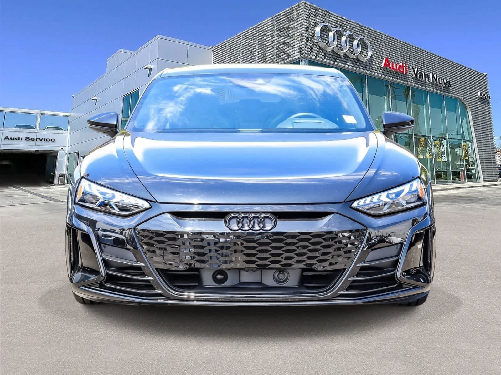 Used 2023 Audi e-tron GT Premium Plus w/ Performance Package AWD/4WD image 6