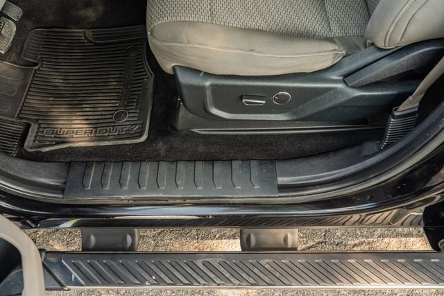 Used 2017 Ford F250 XLT w/ XLT Value Package AWD/4WD image 18