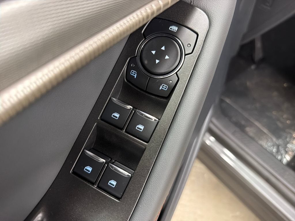 New 2026 Ford Explorer Active RWD image 16
