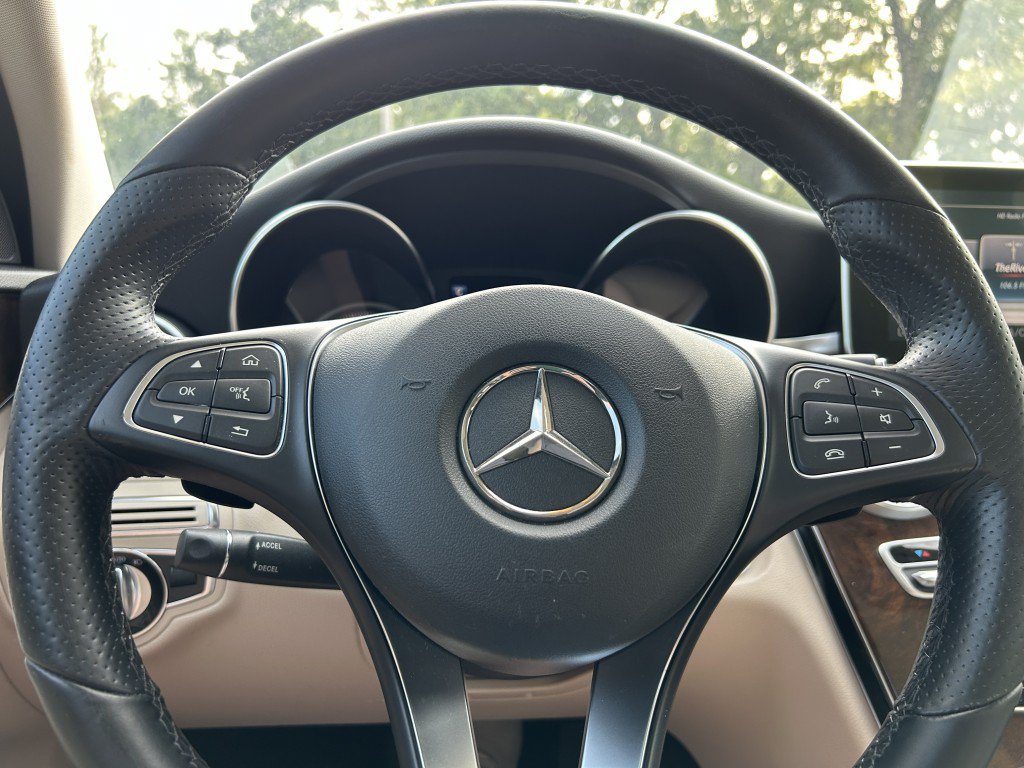 Used 2015 Mercedes-Benz C 300 4MATIC Sedan image 19