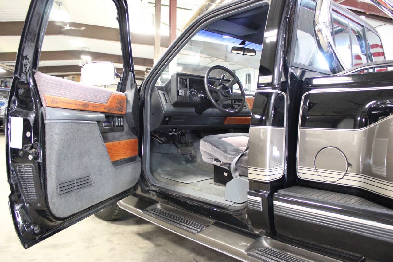 Used 1990 Chevrolet Silverado 1500 2WD Regular Cab image 27
