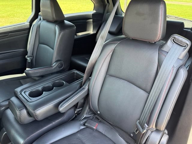 Used 2023 Honda Odyssey Sport image 11