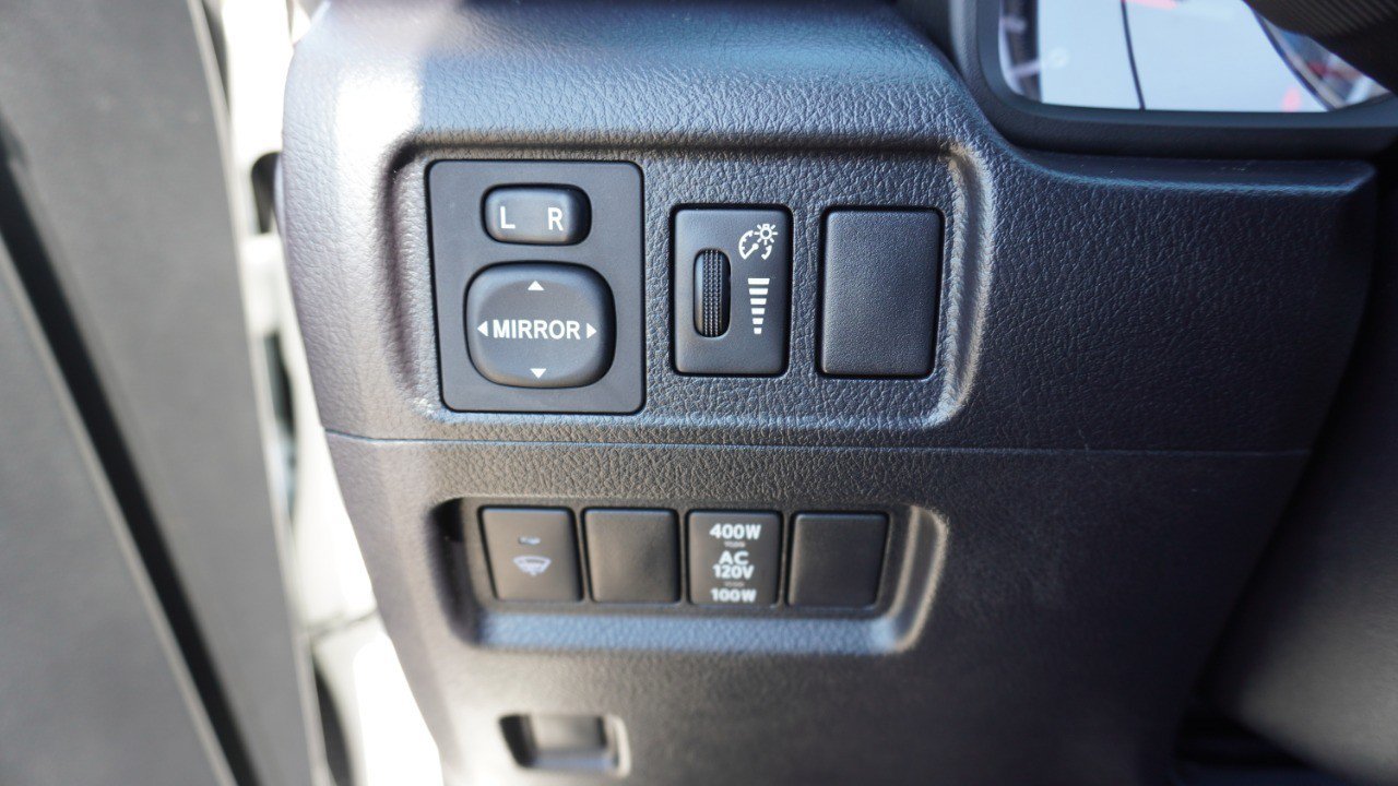Used 2019 Toyota 4Runner TRD Off-Road AWD/4WD image 21
