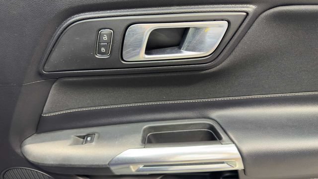 Used 2019 Ford Mustang GT w/ Black Accent Package RWD image 18