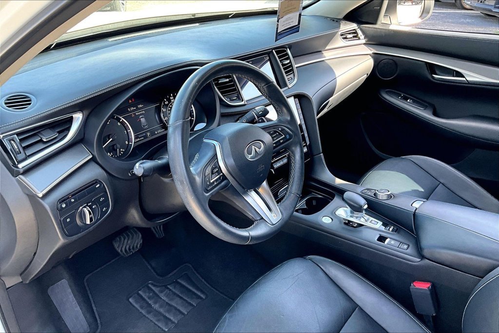 Certified 2022 INFINITI QX50 Luxe FWD image 14