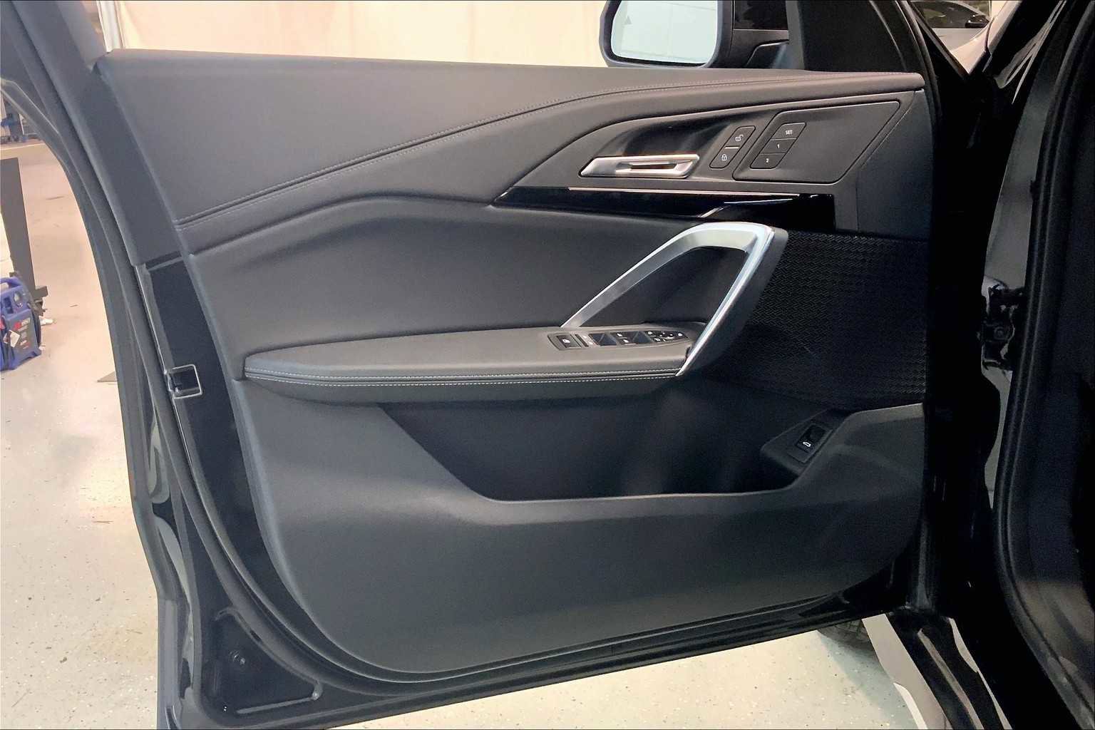 New 2025 BMW X1 xDrive28i w/ Technology Package image 10