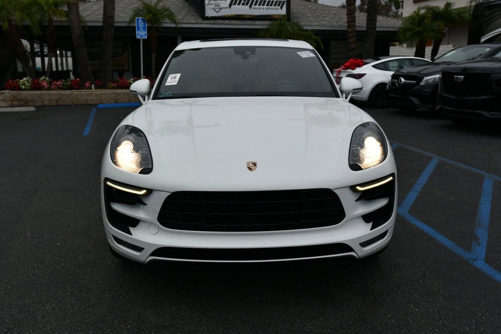 Used 2017 Porsche Macan GTS image 2