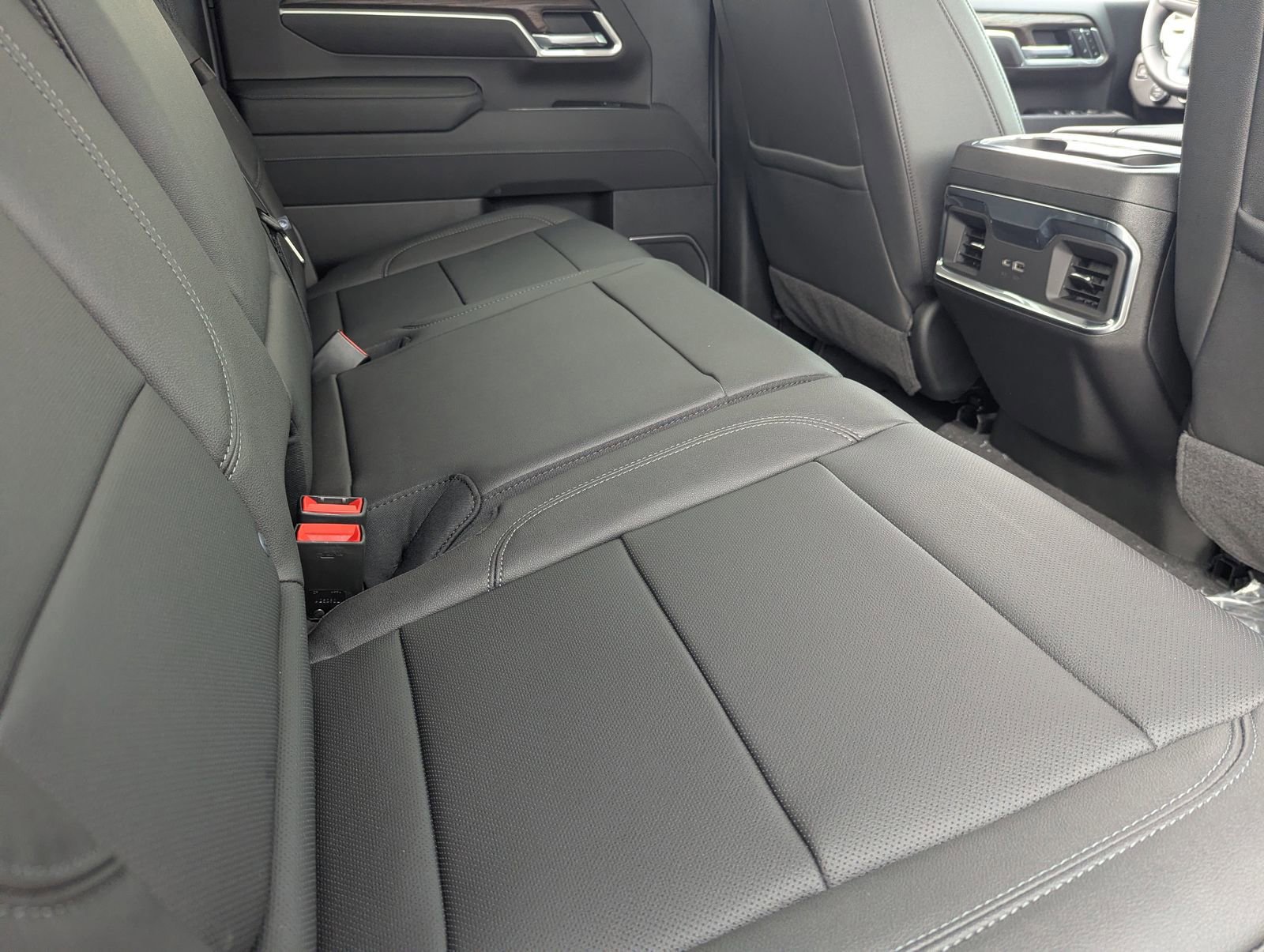 New 2026 GMC Sierra 3500 SLT w/ SLT Convenience Package image 15