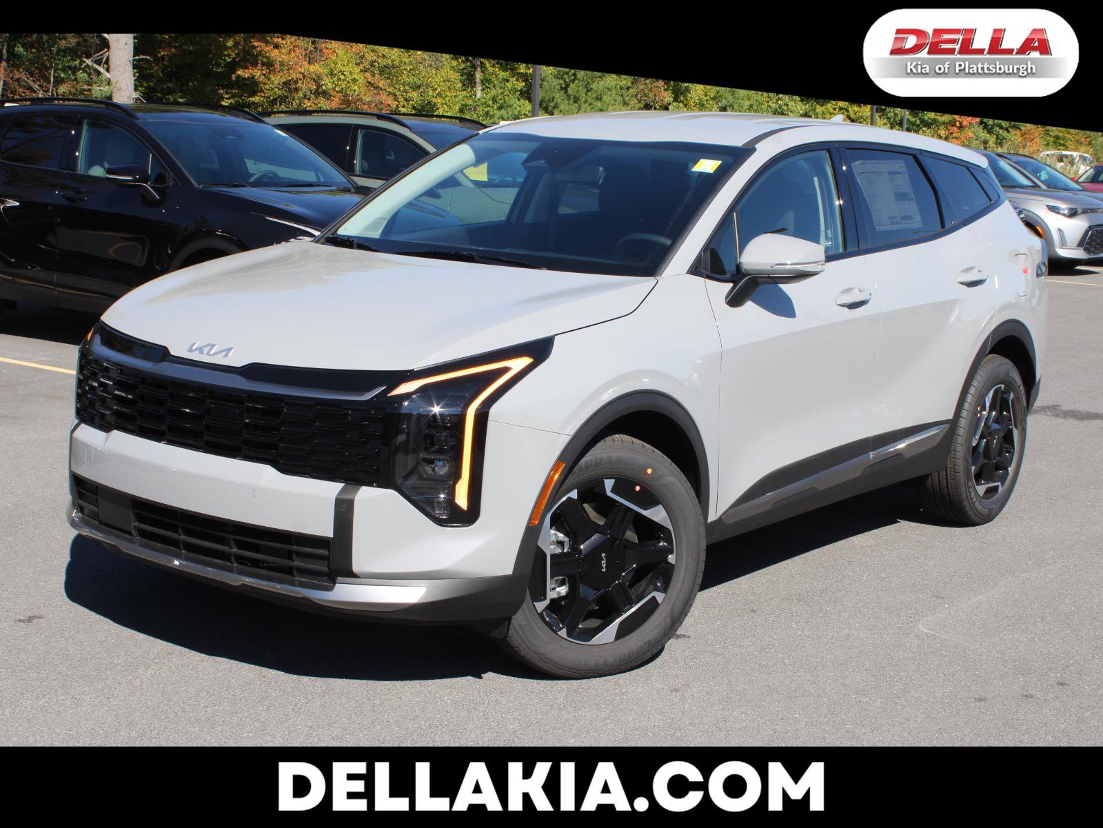 New 2026 Kia Sportage S image 1