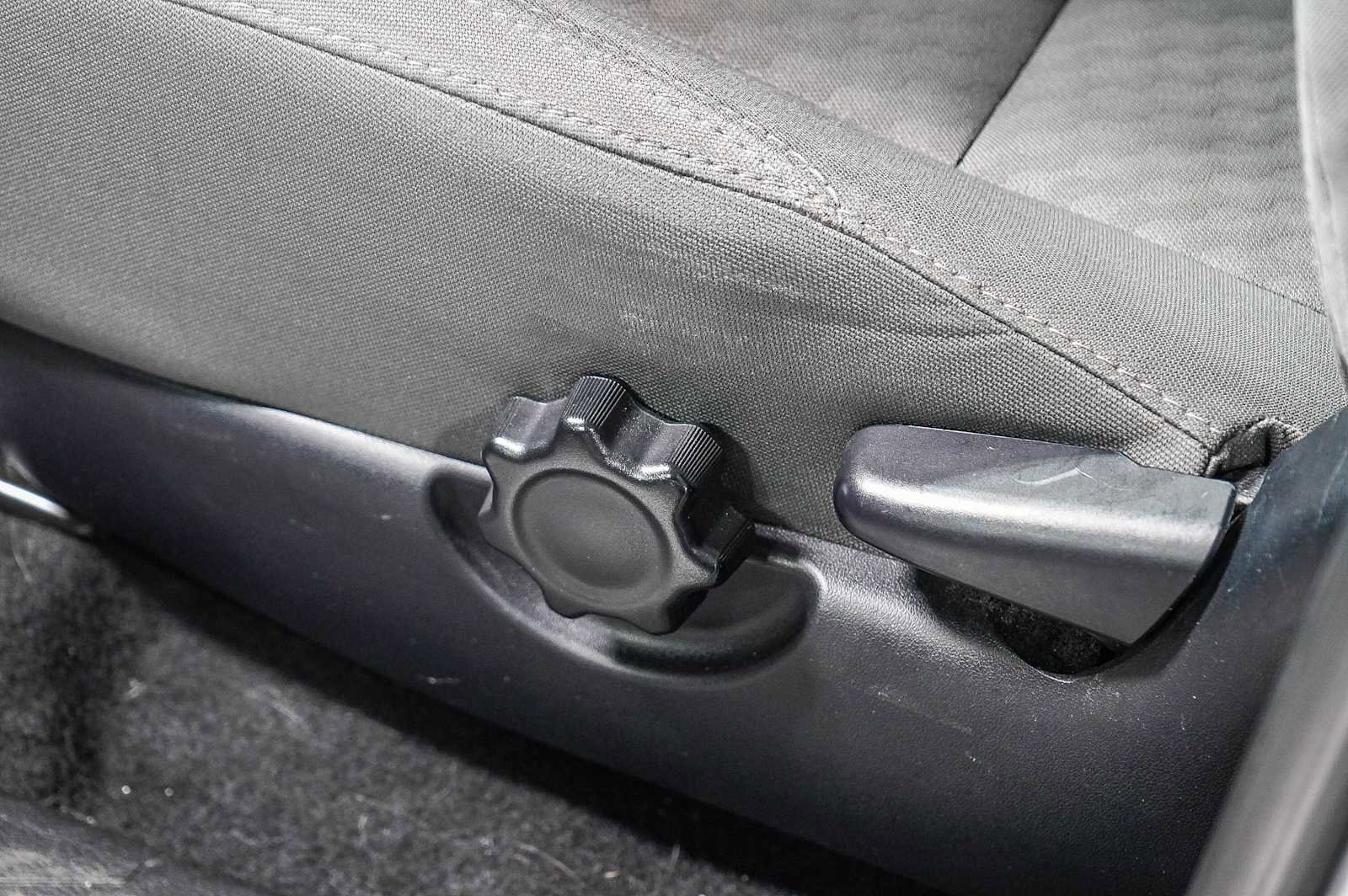 Used 2021 Toyota Tacoma SR5 image 24