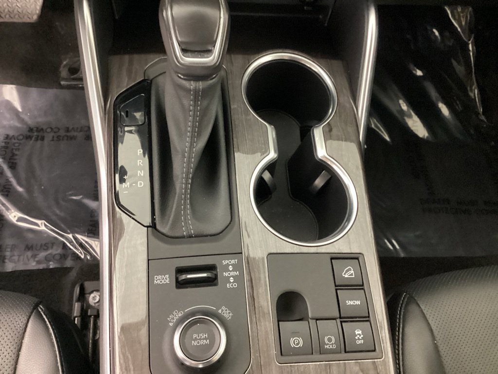 Used 2023 Toyota Highlander Platinum AWD/4WD image 20