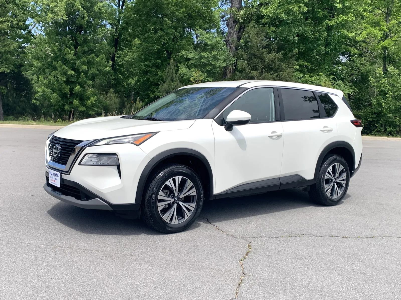 Used 2022 Nissan Rogue SV FWD image 3
