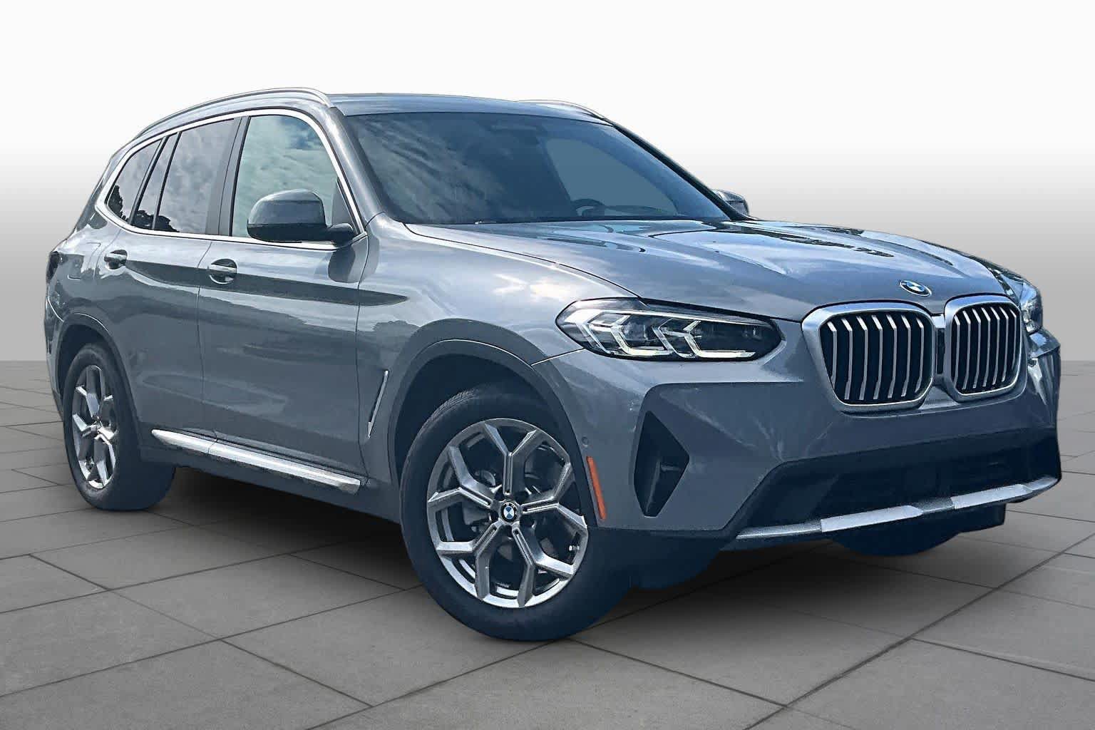 Used 2024 BMW X3 sDrive30i w/ Premium Package RWD image 3