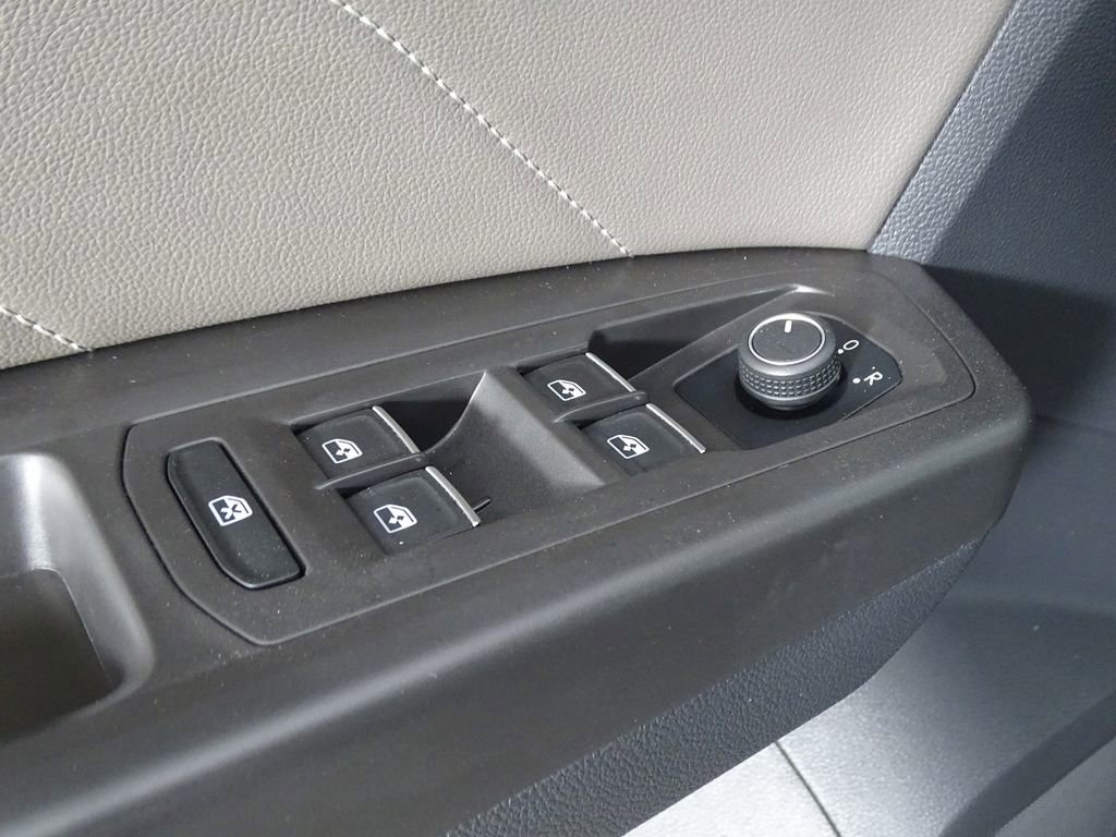 Used 2022 Volkswagen Atlas SE image 13