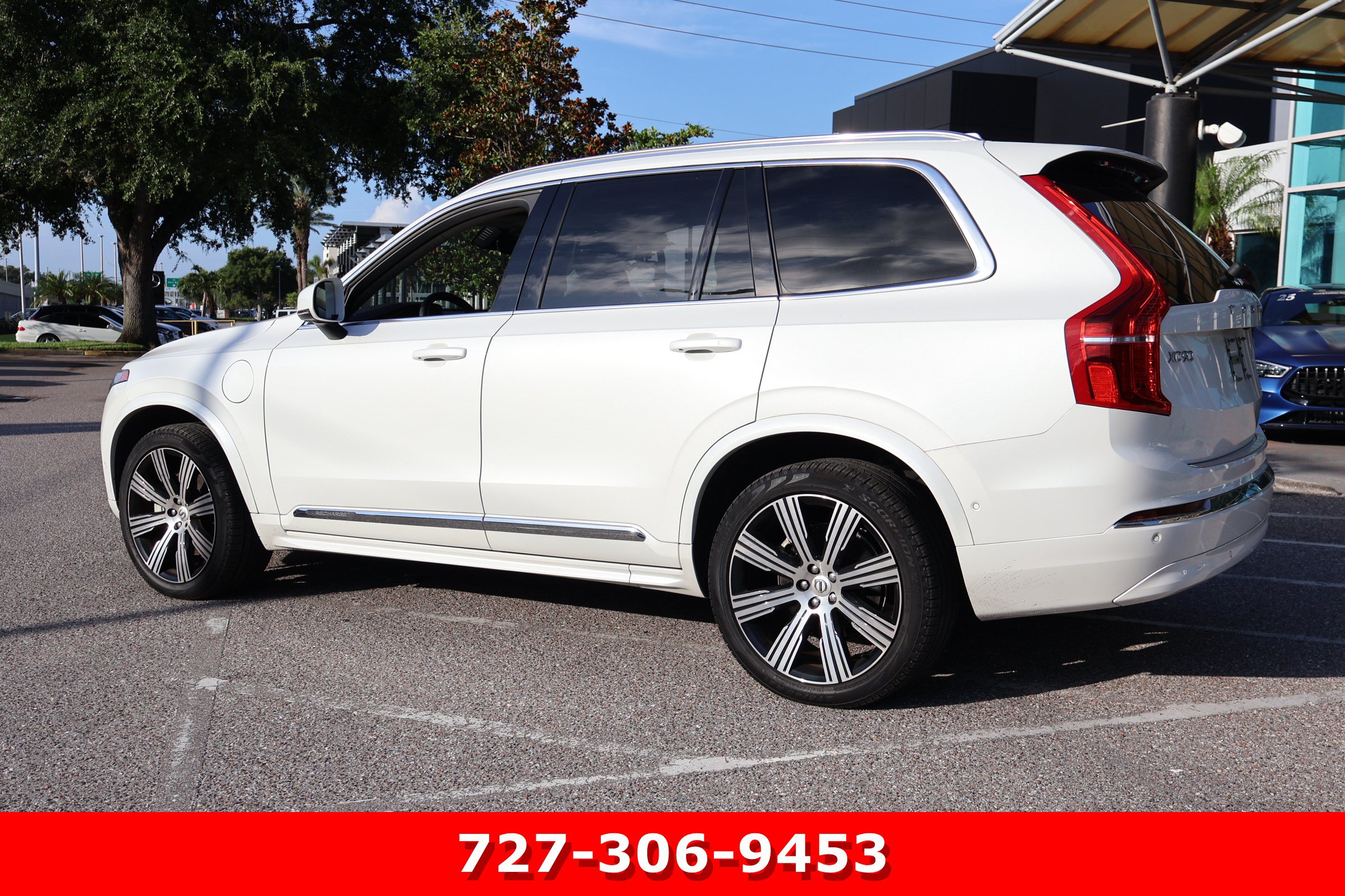 Used 2024 Volvo XC90 T8 Plus w/ Protection Package Premier AWD/4WD image 7