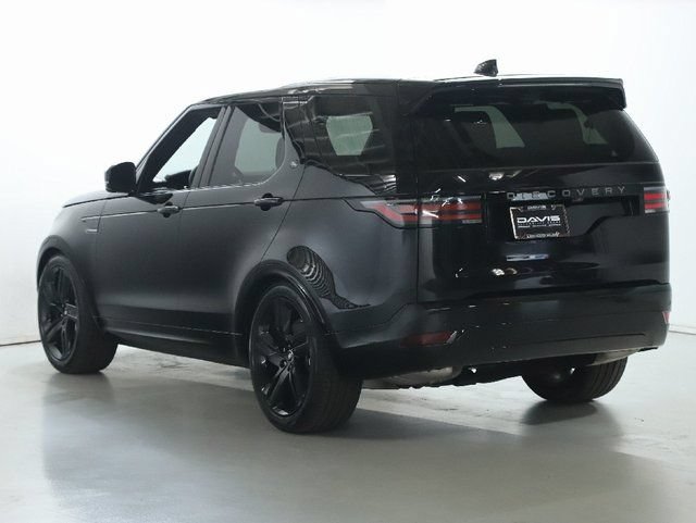 Used 2025 Land Rover Discovery Dynamic SE AWD/4WD image 5