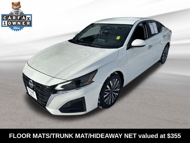 Used 2023 Nissan Altima 2.5 SV image 3