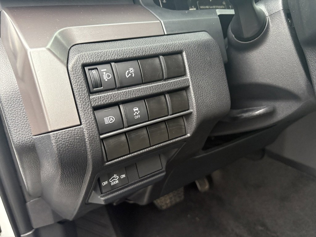 Used 2024 Toyota Tacoma SR5 image 33