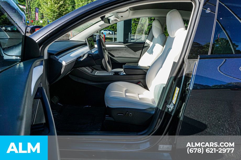 Used 2025 Tesla Model Y Long Range AWD/4WD image 19