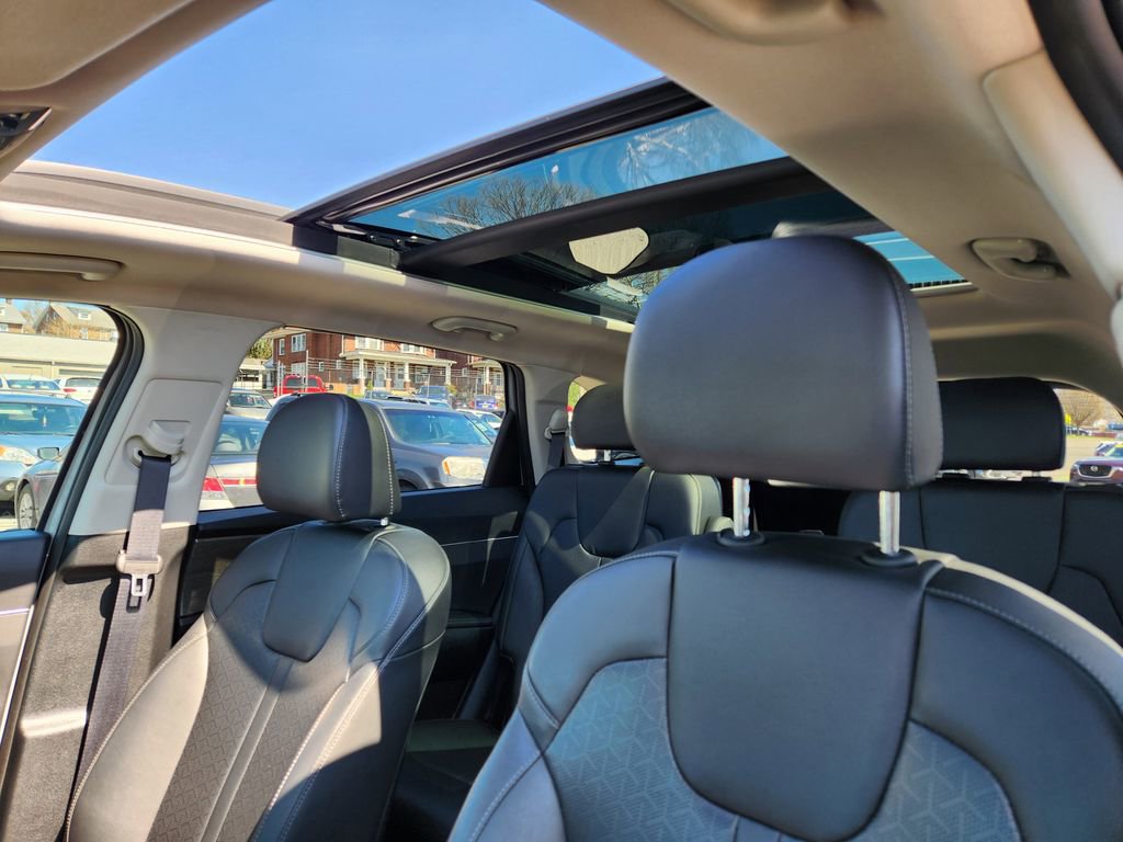 Used 2022 Kia Sorento X-Line EX image 12