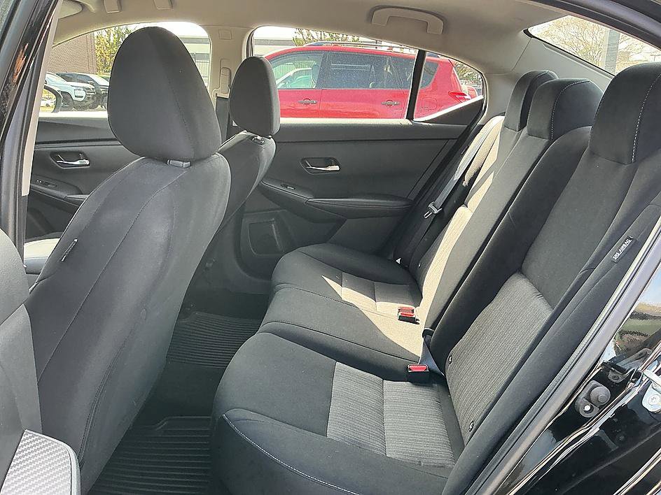 Certified 2023 Nissan Sentra SV FWD image 23
