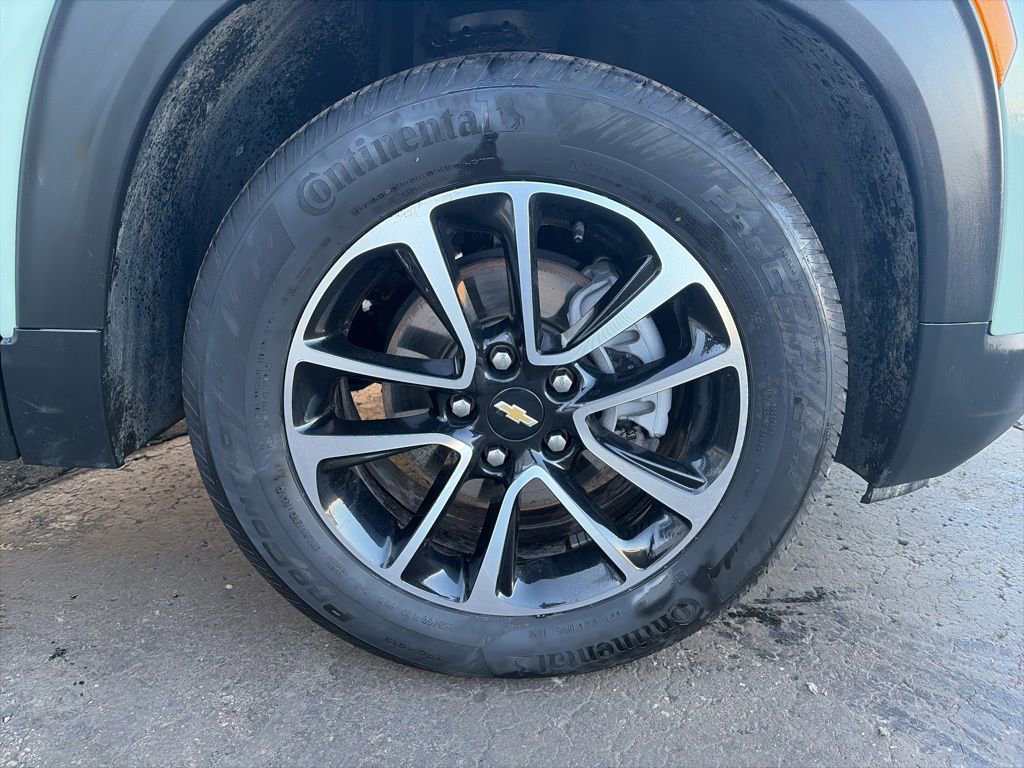 Used 2025 Chevrolet TrailBlazer LT image 6